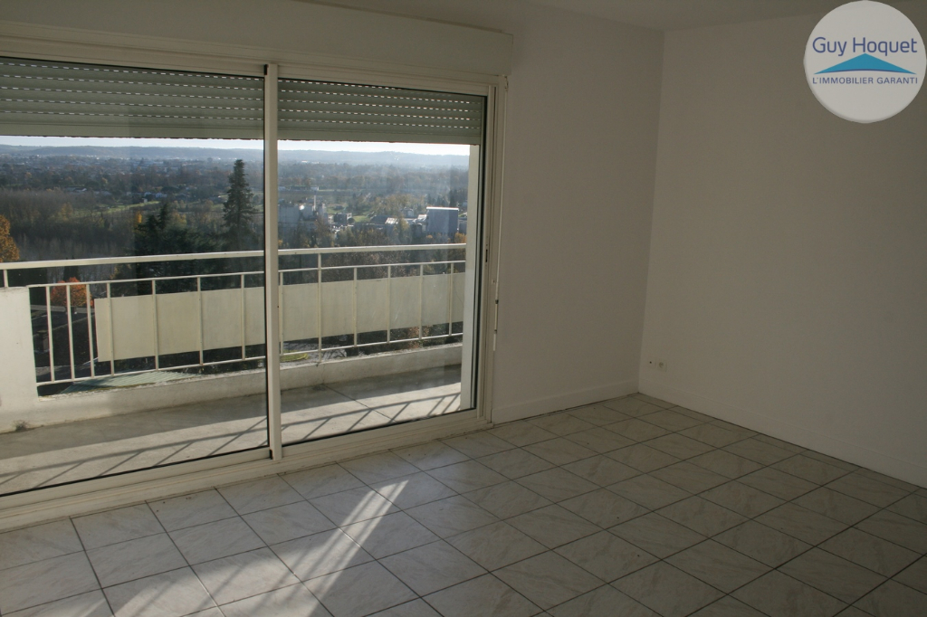 APPARTEMENT PROCHE CENTRE VILLE D'AGEN AVEC ASCENSEUR ET BALCON