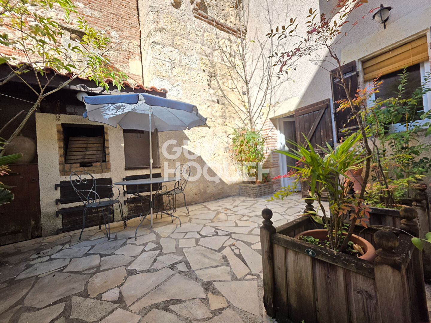 Maison  de ville en pierre  - Terrasse plein Sud