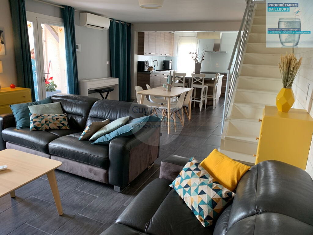 Maison 4 Chambres, dans quartier résidentiel
