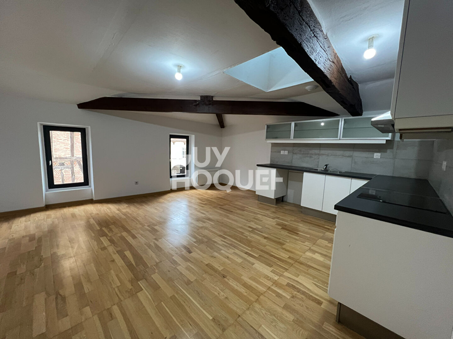 Appartement T3 - rénové à proximité des commodités