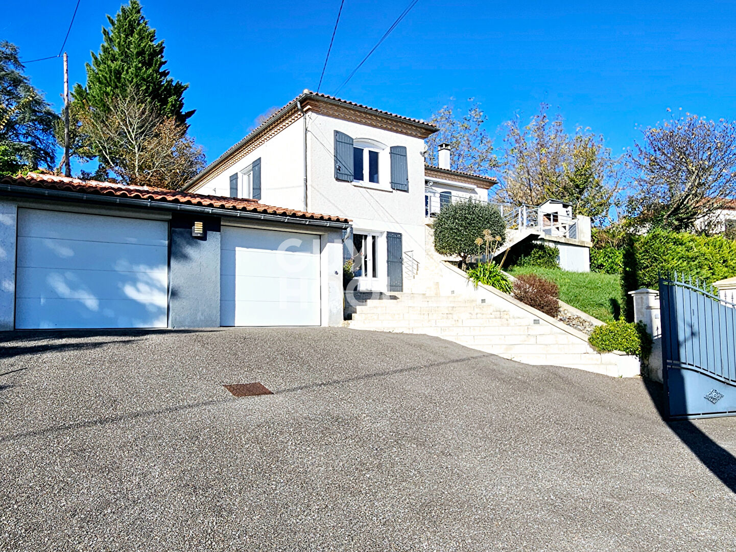 Coin de paradis avec vue sur Bon Encontre ?