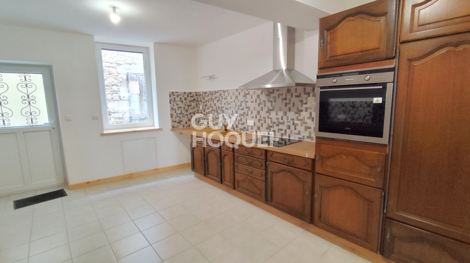 Maison 4 chambres, entièrement rénovée, au pied des commodités