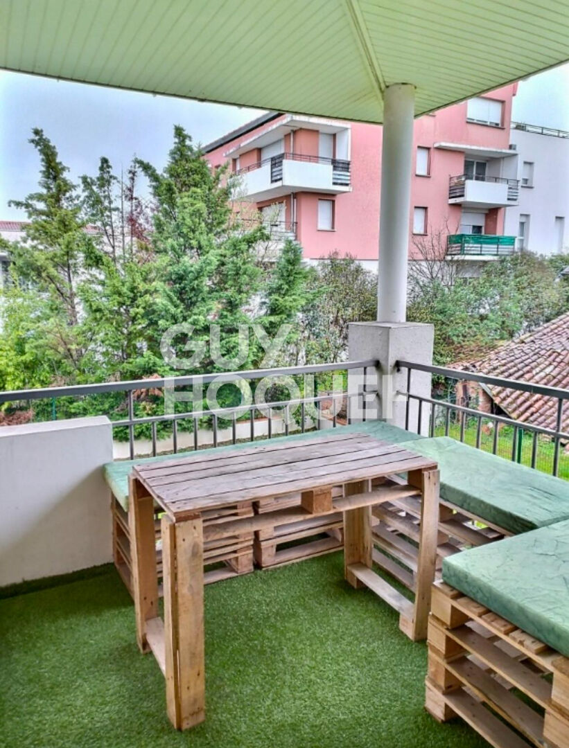 Appt T3 avec terrasse et parking dans résidence sécurisée avec piscine