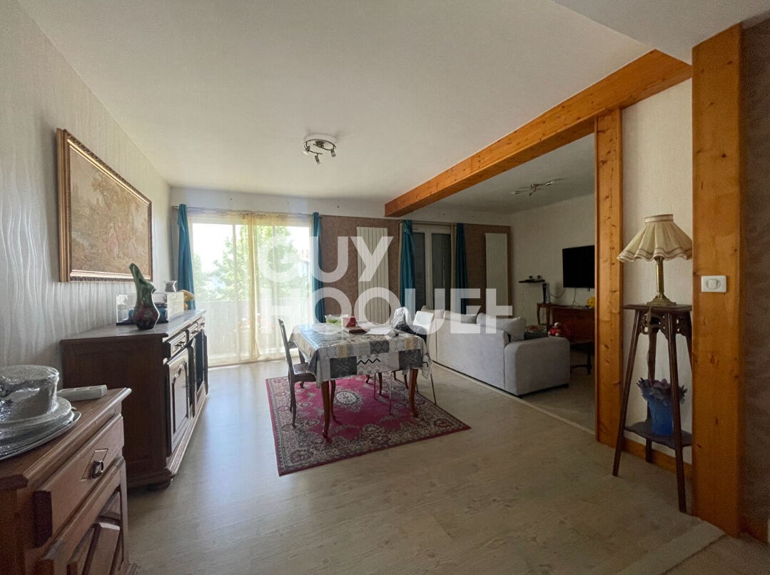 Grand T3 de 94 m² avec garage et cave ! Centre-ville d'Agen