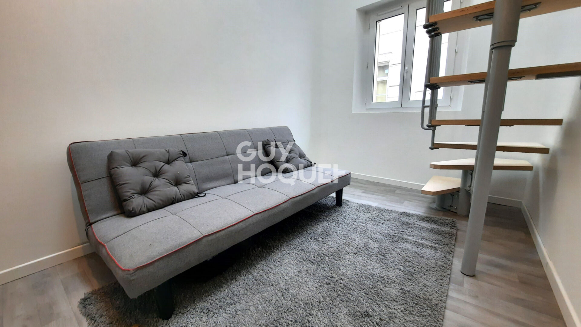 APPARTEMENT DE TYPE 1 BIS  DUPLEX MEUBLE HYPERCENTRE