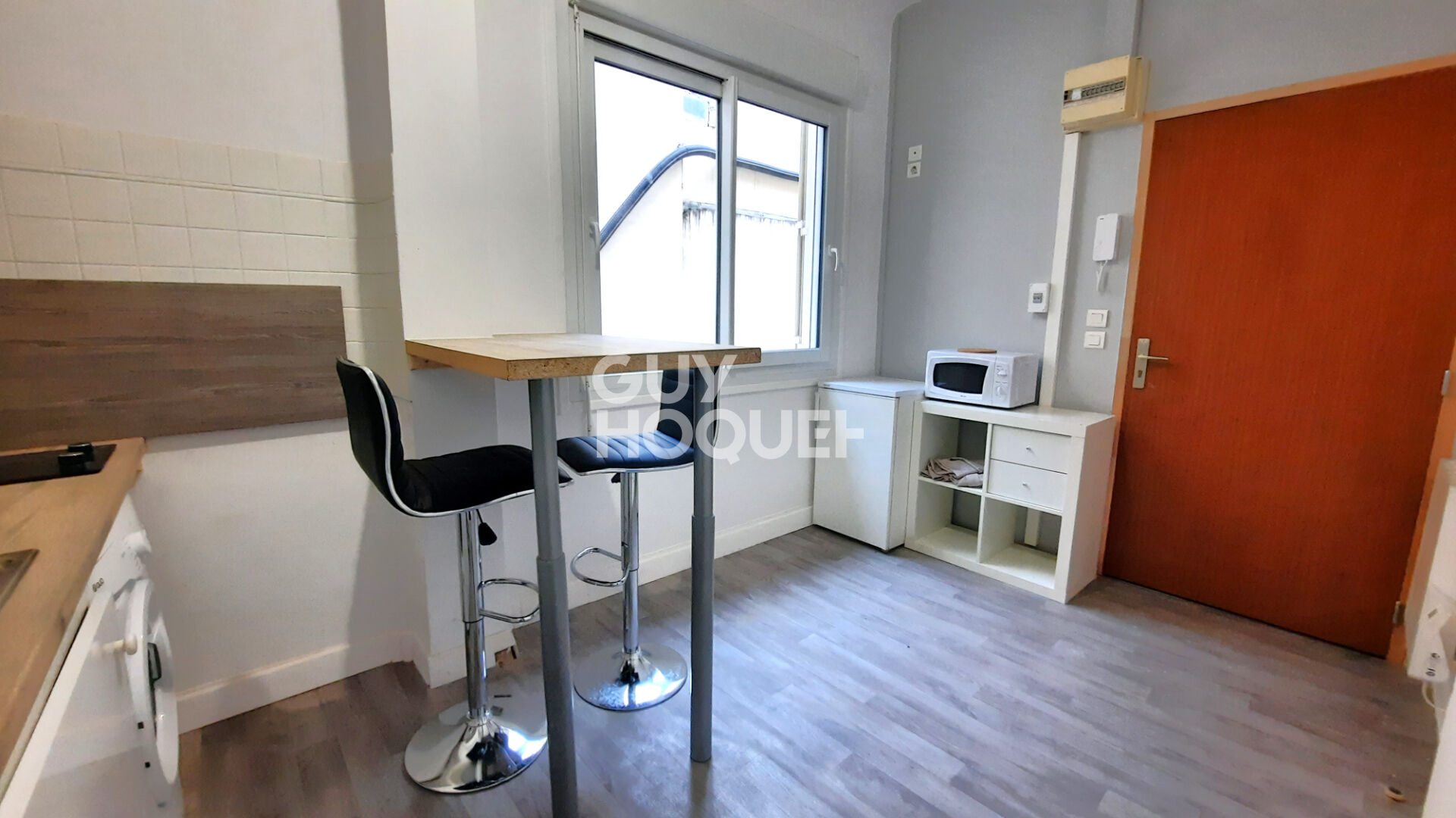 APPARTEMENT DE TYPE 1 BIS  DUPLEX MEUBLE HYPERCENTRE
