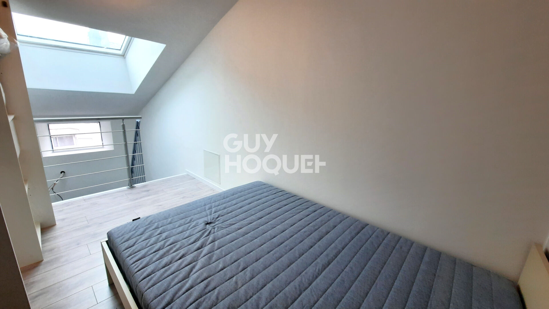 APPARTEMENT DE TYPE 1 BIS  DUPLEX MEUBLE HYPERCENTRE