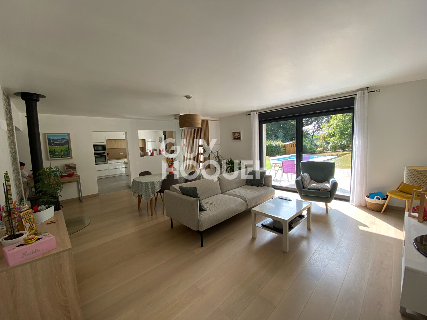 Maison  5 pièce(s 133 m2 Piscine Garage