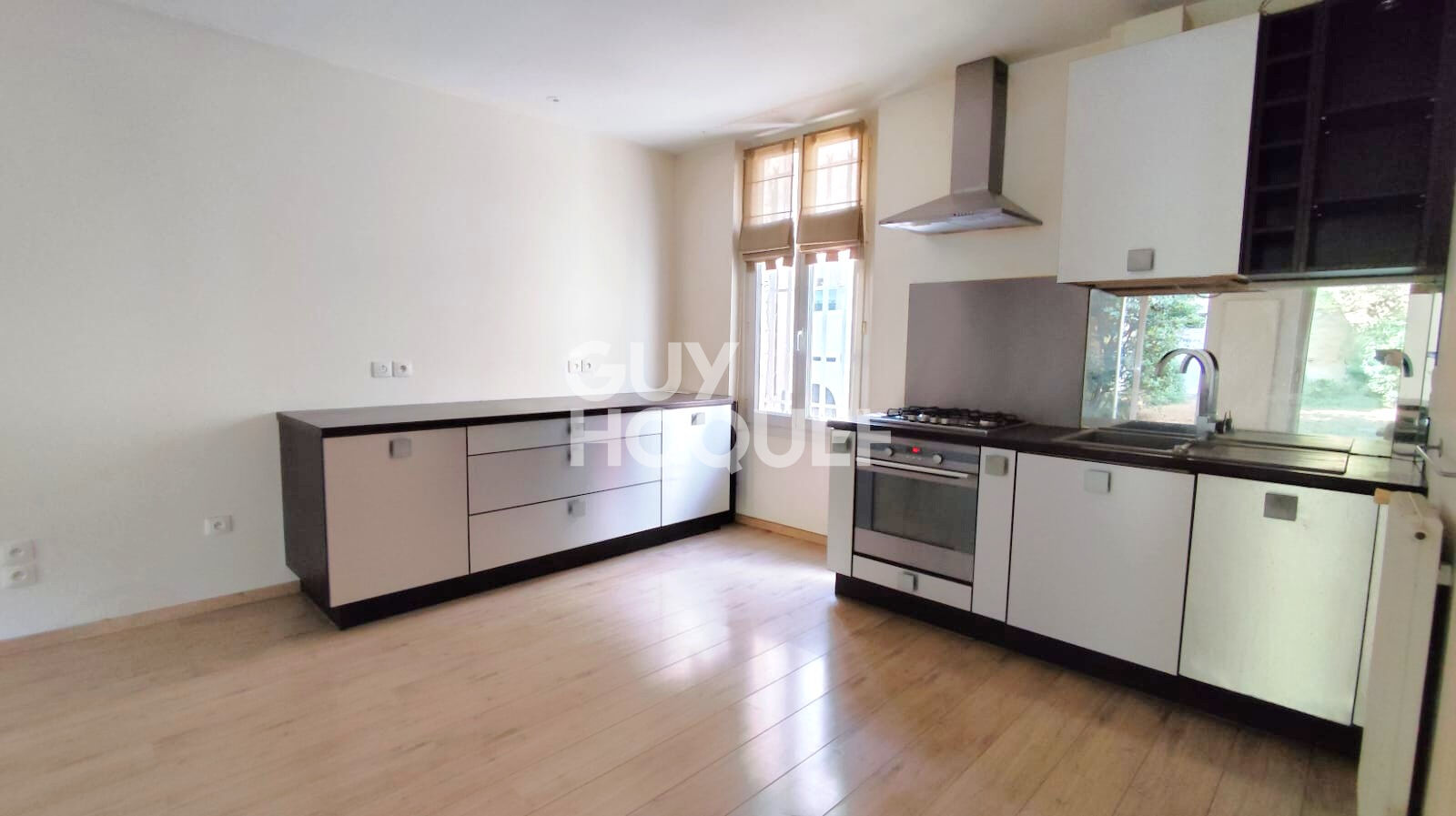 Maison a louer agen - 6 pièce(s) - 147 m2 - Surfyn