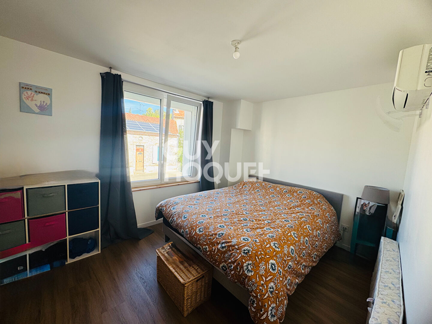 Maison en pierre en centre ville avec garage et jardin !