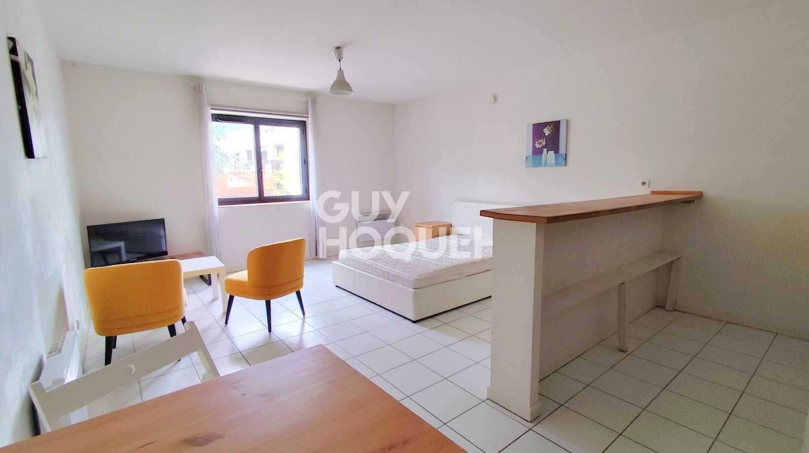SPACIEUX STUDIO MEUBLE A DEUX PAS DE LA GARE