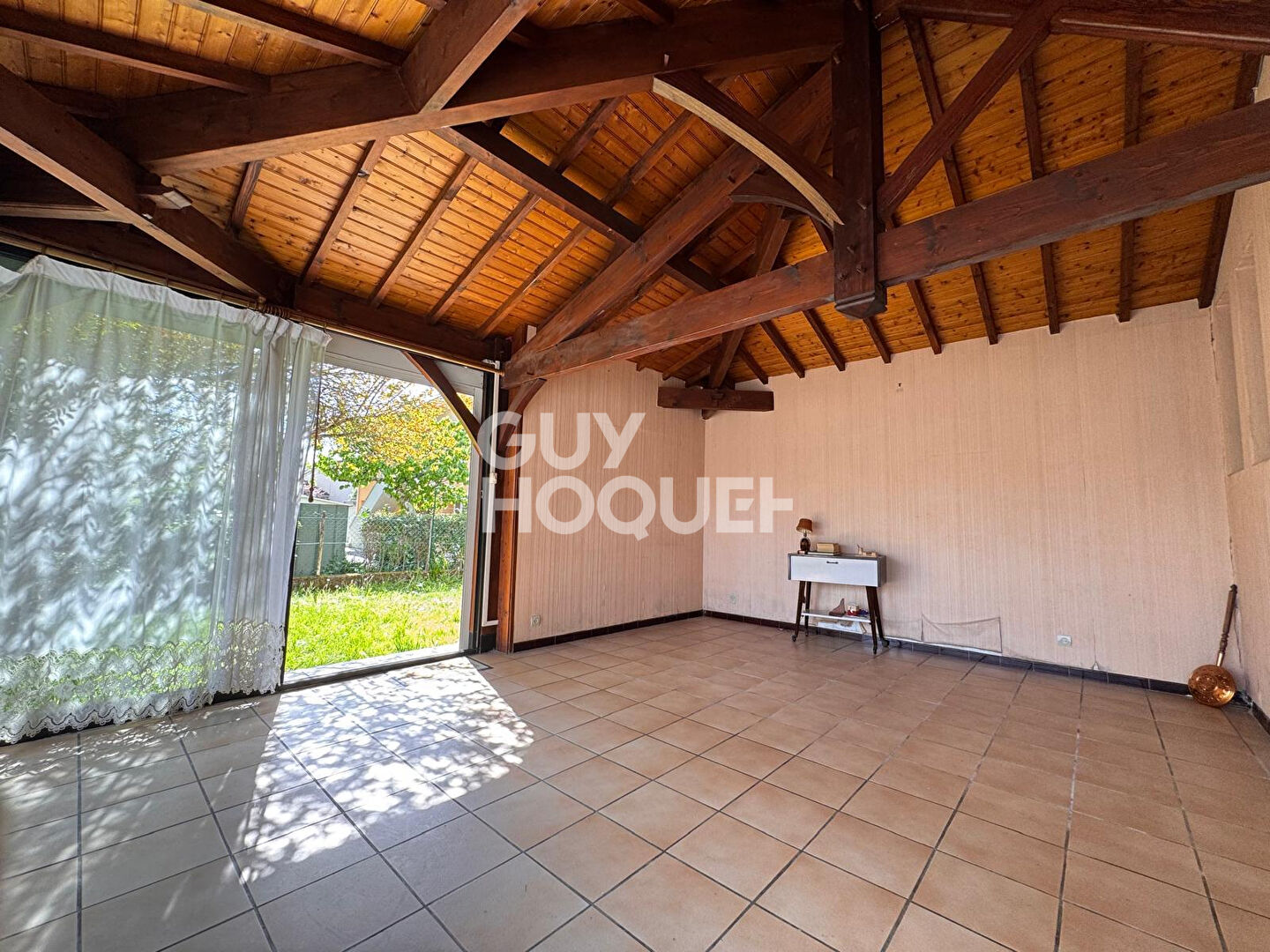 Maison 3 chambres avec jardin et garage à proximité du centre-ville d'Agen
