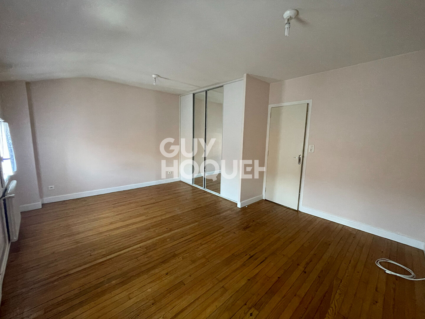 Immeuble de 2 appartements proche Lycées