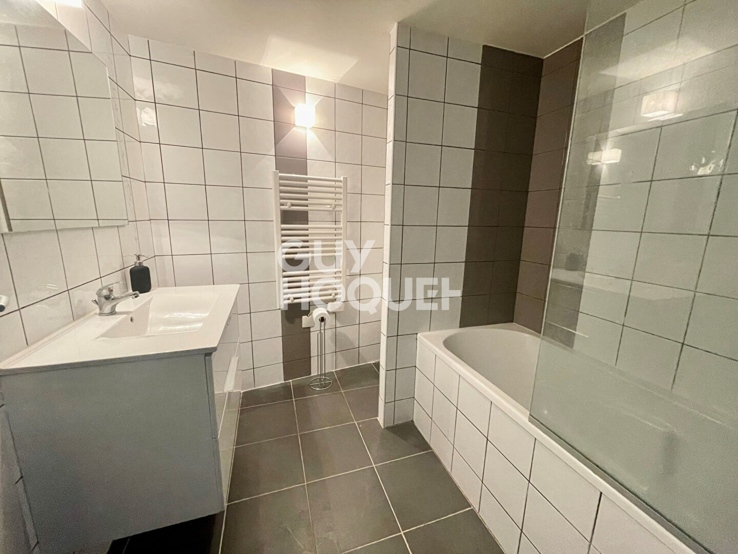 Appartement T3 meublé avec balcon en centre-ville