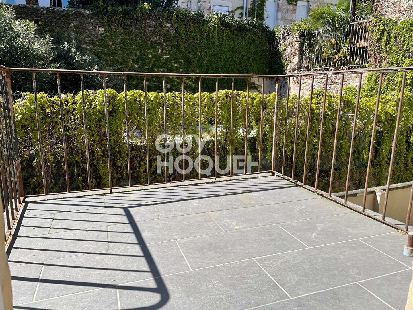 Appartement T3 meublé avec balcon en centre-ville