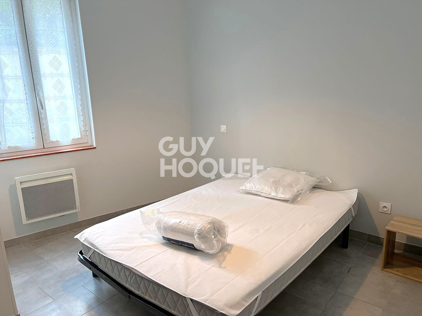 APPARTEMENT DE TYPE 2 MEUBLÉ AVEC EXTERIEUR