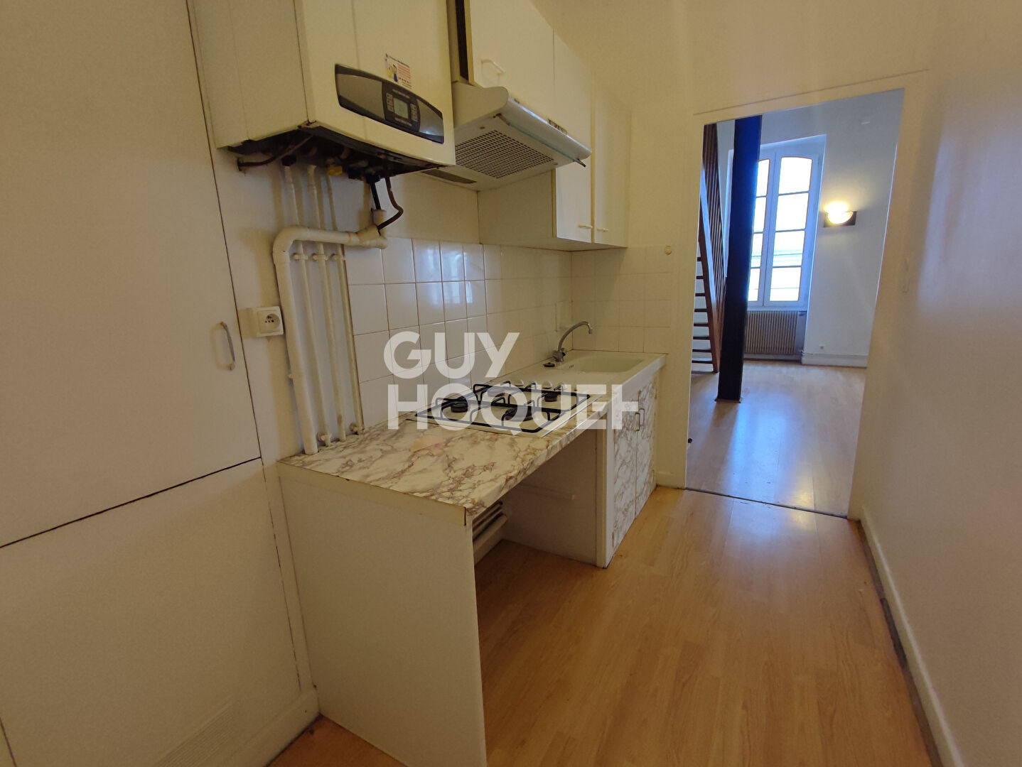 APPARTEMENT DE TYPE 2 EN DUPLEX EN HYPER CENTRE