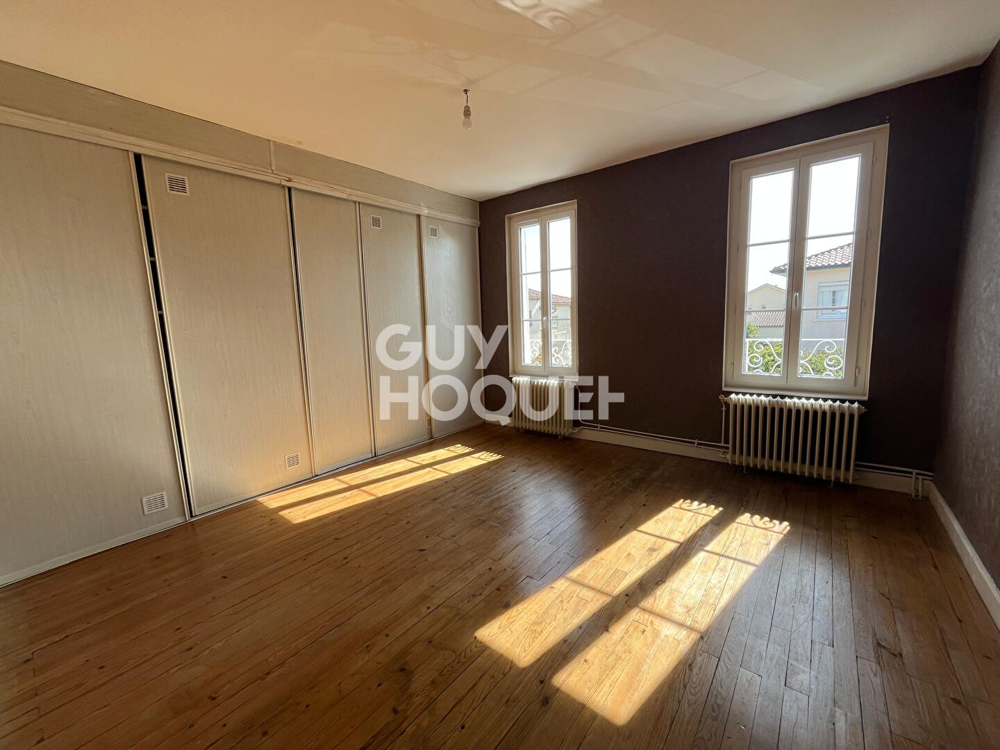 Maison familiale 3 chambres + 1 bureau