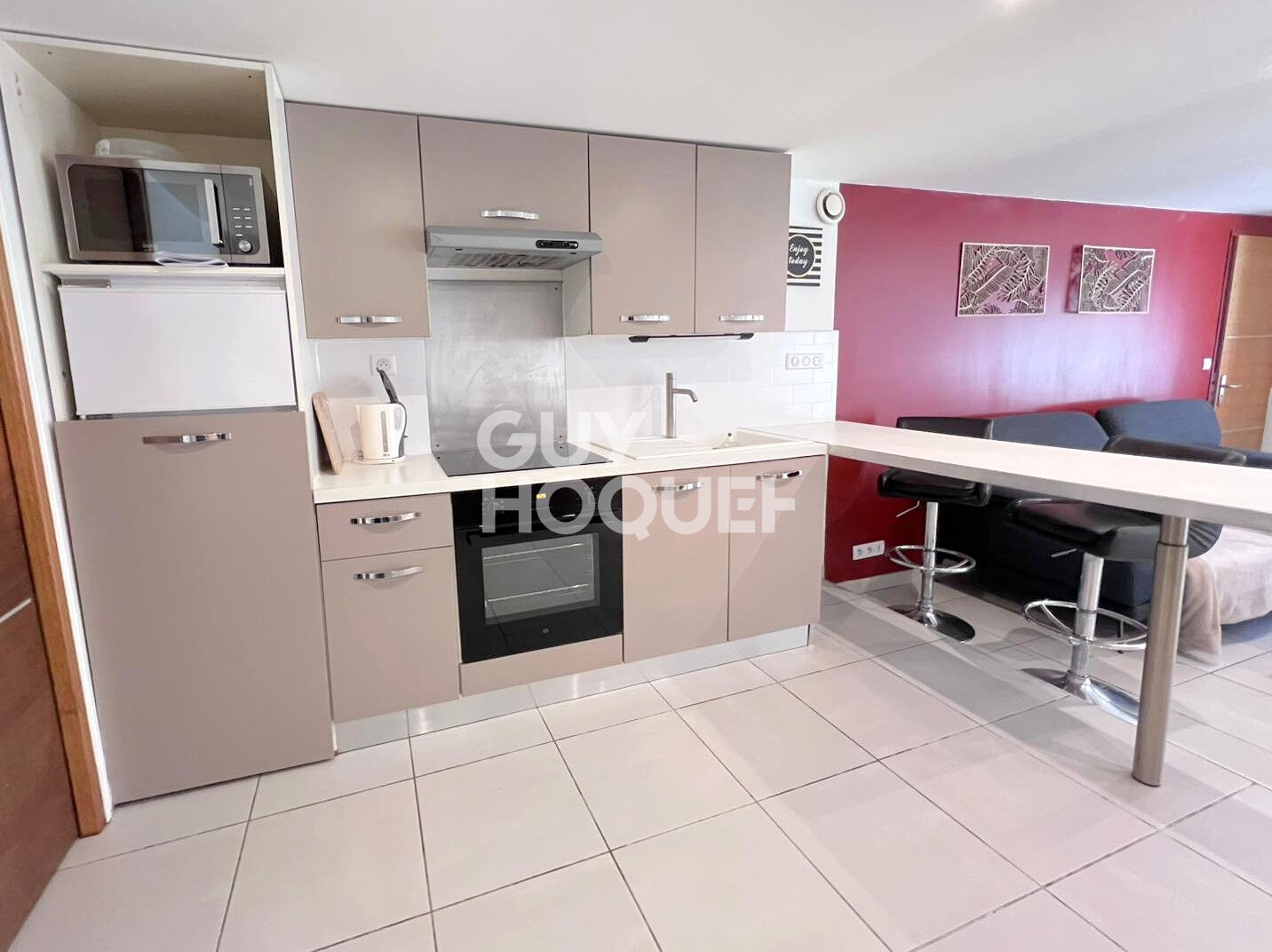 APPARTEMENT COCON MEUBLE REZ DE JARIDN