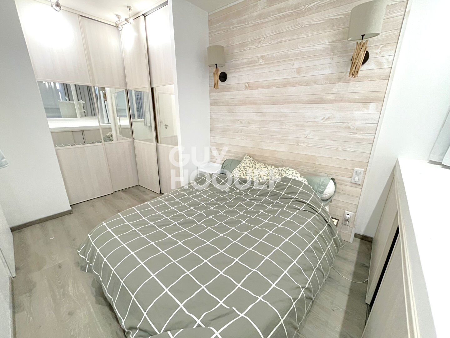 Bel appartement 2 pièces meublé hypercentre