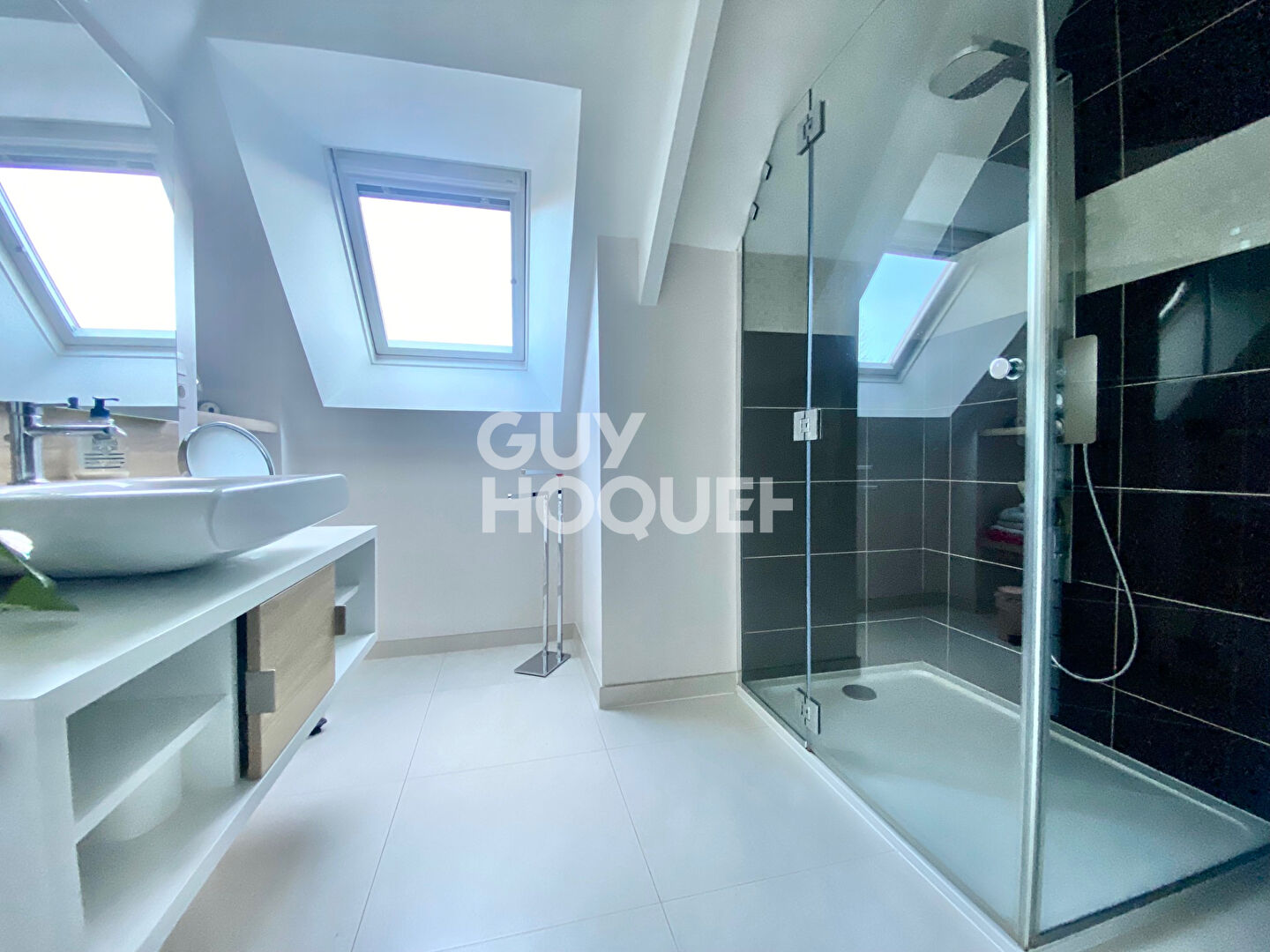 Maison Cairon 9 pièces