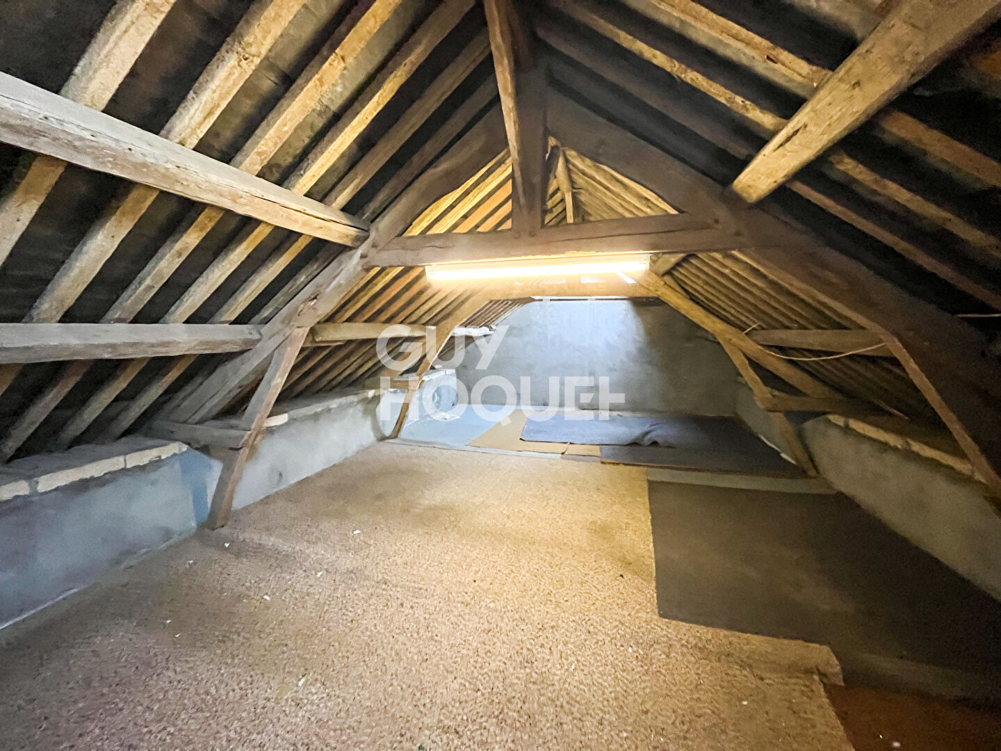 Maison + dépendances + terrain constructible Laize Clinchamps