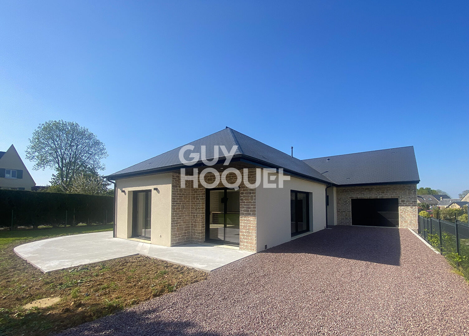 Plain-pied 145 m² Secteur EVRECY