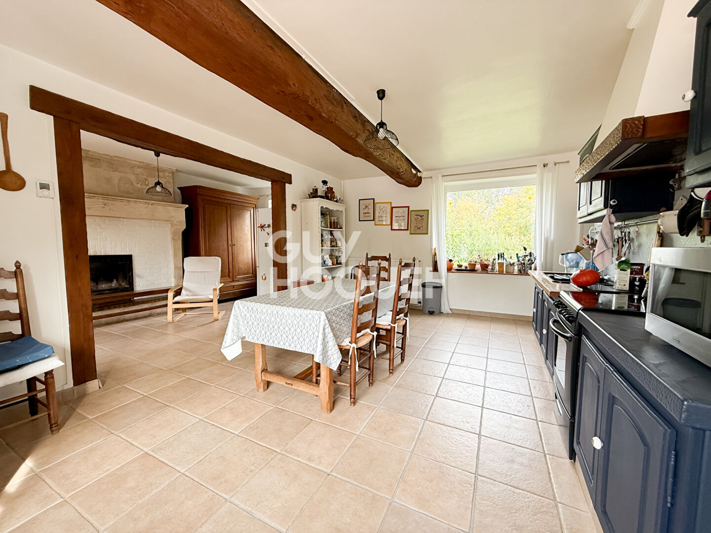 Grande maison en pierre- Secteur POTIGNY