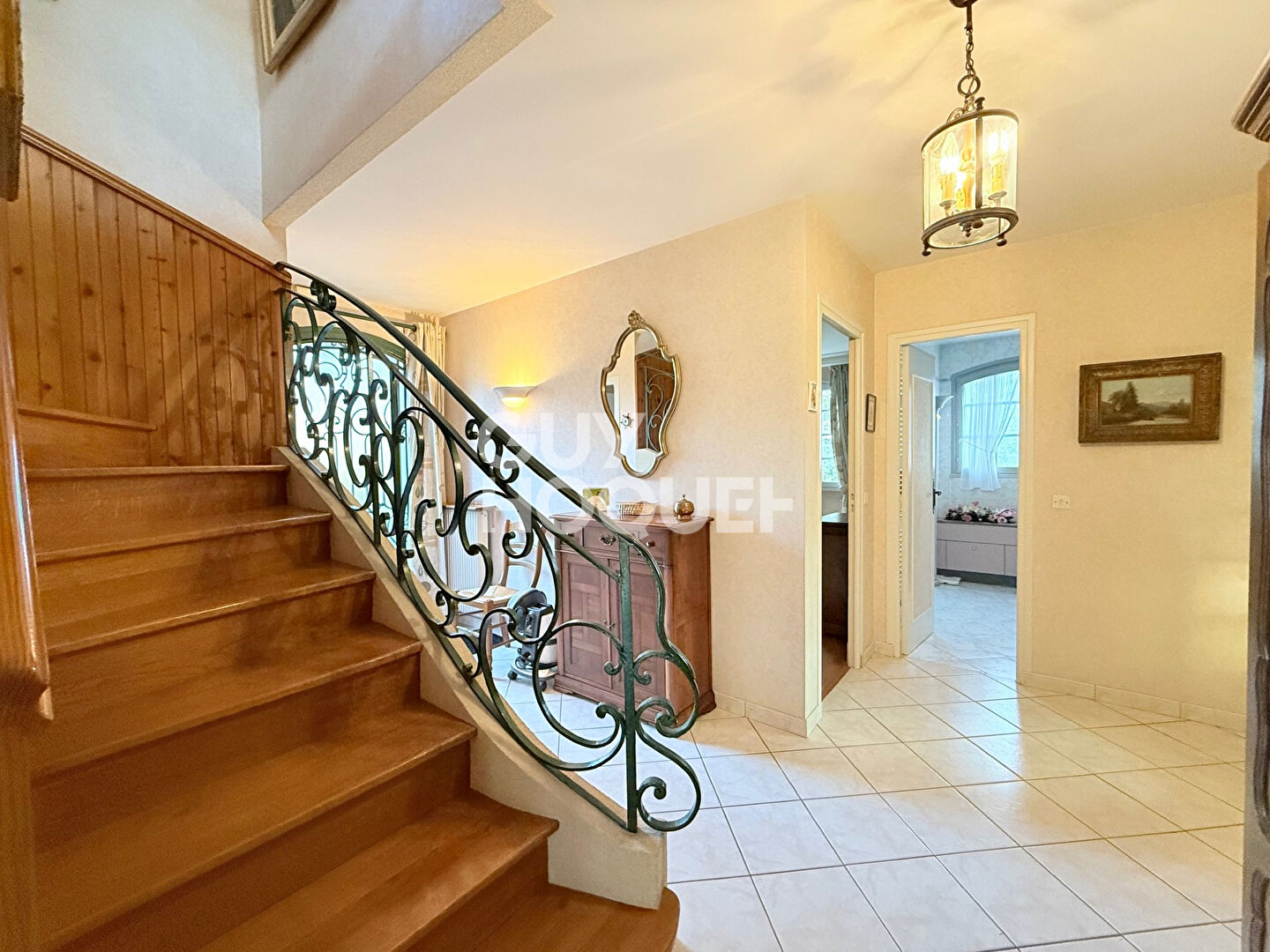 Maison 7 pièce(s) limitrophe Caen