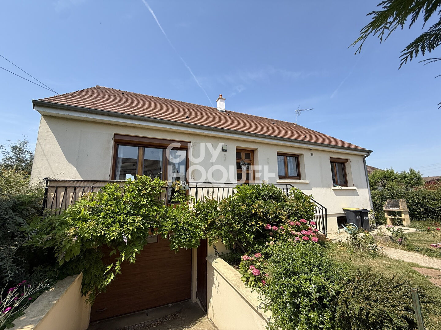 Maison Saint Martin De May