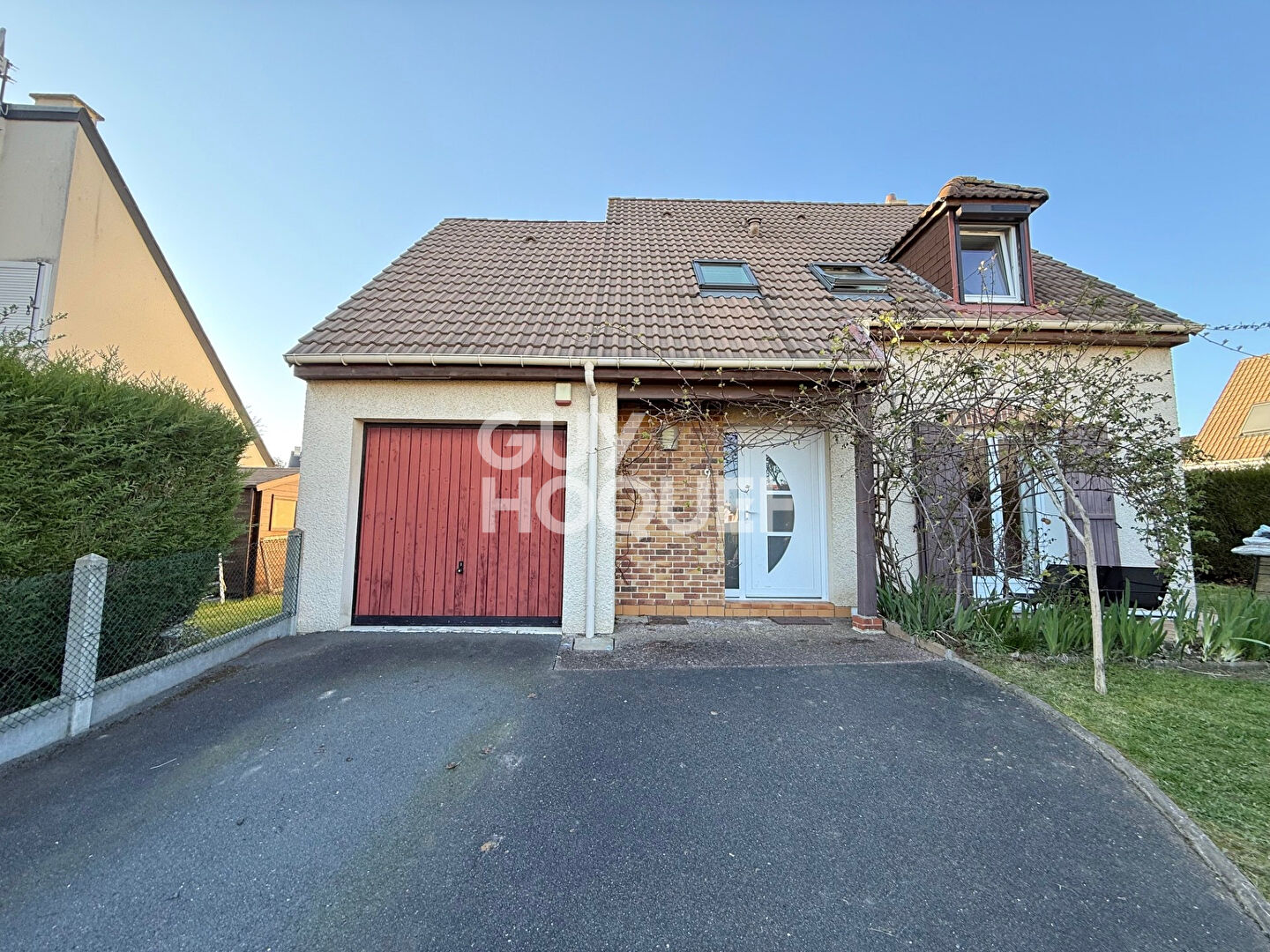 Maison familiale lumineuse avec jardin sans vis-à-vis / Cormelles le royal