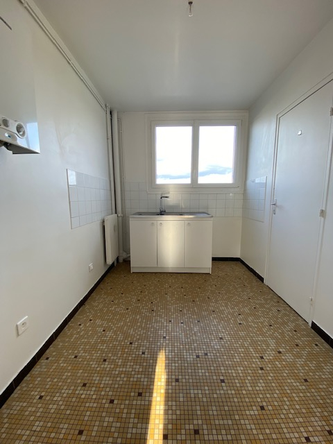 Appartement de 5 pièces à louer à COMPIEGNE (60200).