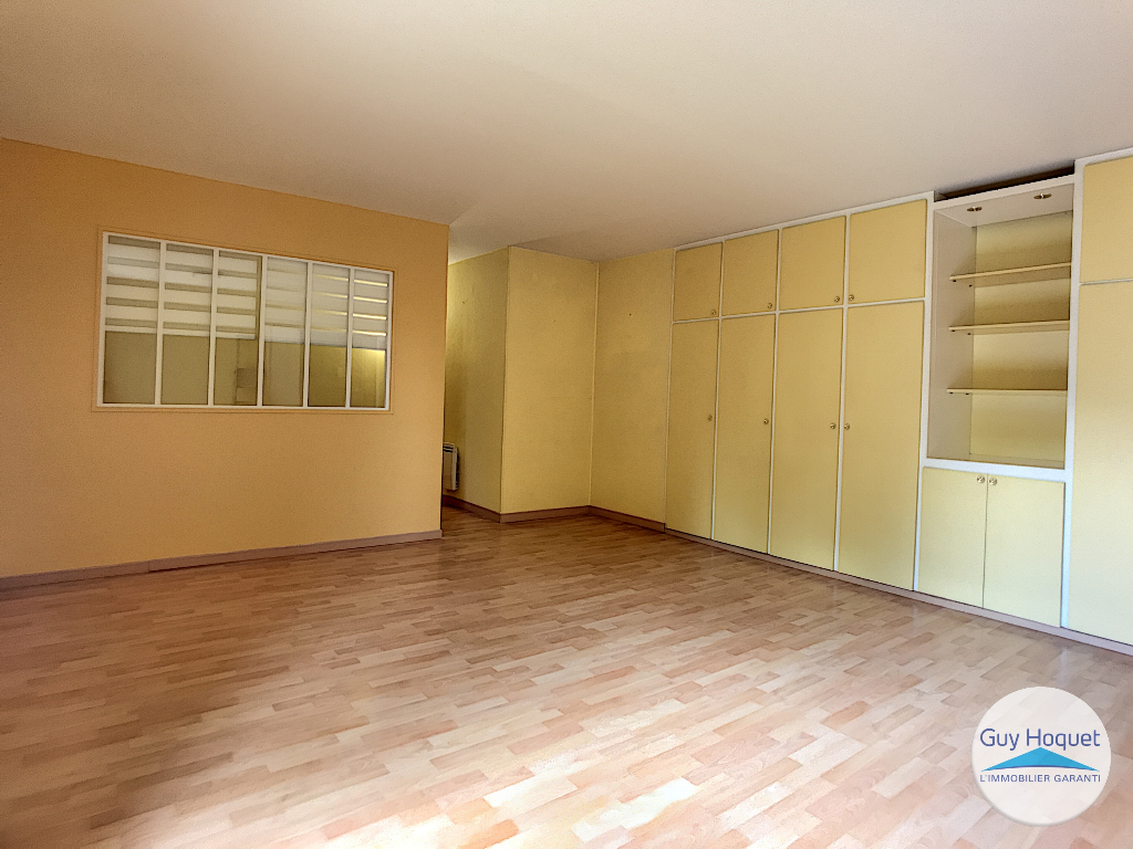 Appartement 2 pièces centre ville , à louer à COMPIEGNE (60200).