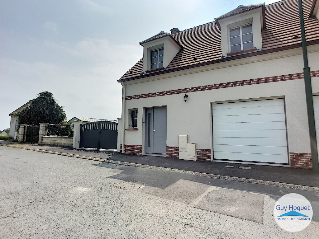 À louer, maison 5 pièces à LONGUEIL SAINTE MARIE (60126).