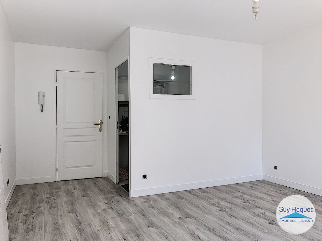 Studio en hyper-centre d'une surface habitable de 30 m² à COMPIEGNE (60200).