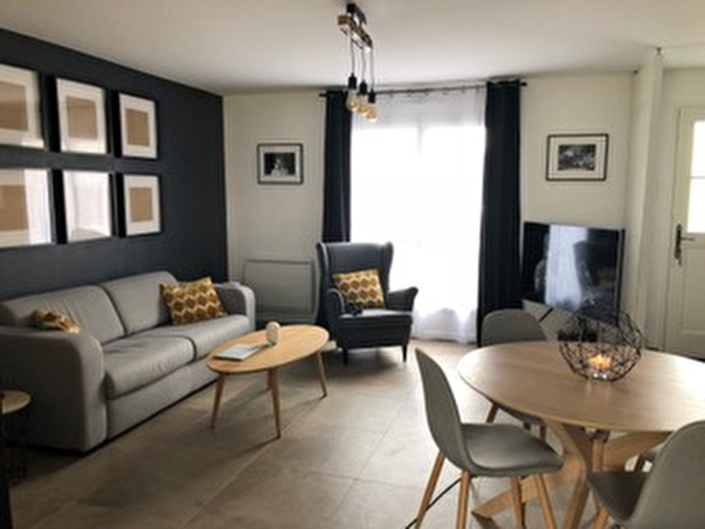 À louer, maison d'une surface habitable de 100 m², 5 pièces à LACROIX SAINT OUEN (60610).
