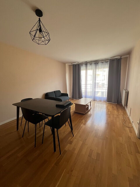 Appartement Compiegne 2 pièce(s) meublé