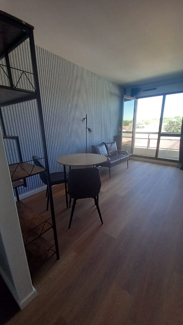 Studio meublé à louer à Margny les Compiègne
