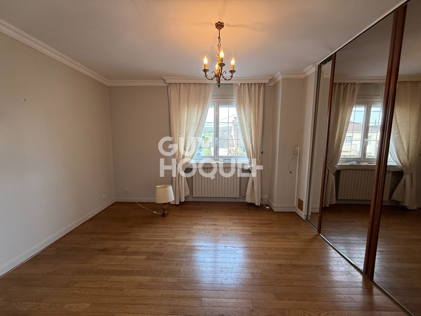 Pavillon 4 chambres en excellent état 