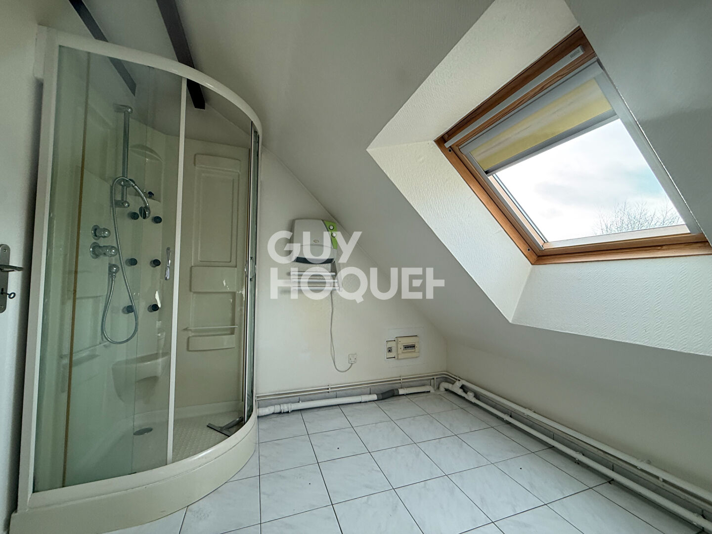 Pavillon 4 chambres en excellent état 