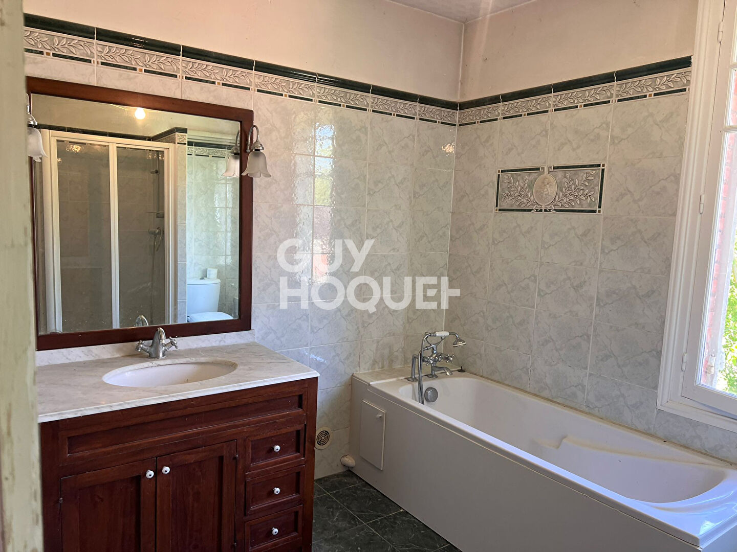 Maison années 20 à vendre à Compiègne - 6 pièces, 130 m², terrain 700 m²