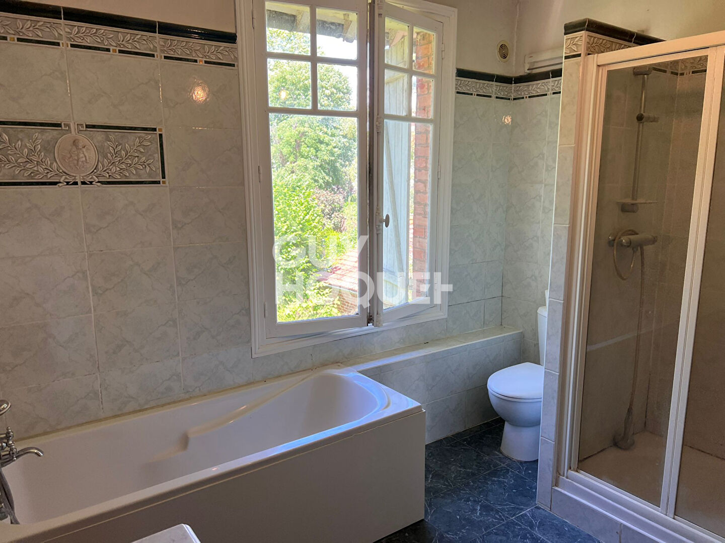 Maison années 20 à vendre à Compiègne - 6 pièces, 130 m², terrain 700 m²