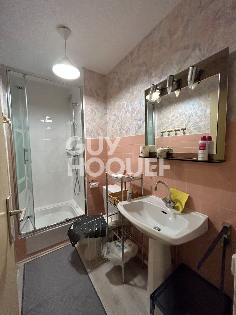 À vendre à COMPIÈGNE (60200), appartement d'environ 102,39 m².