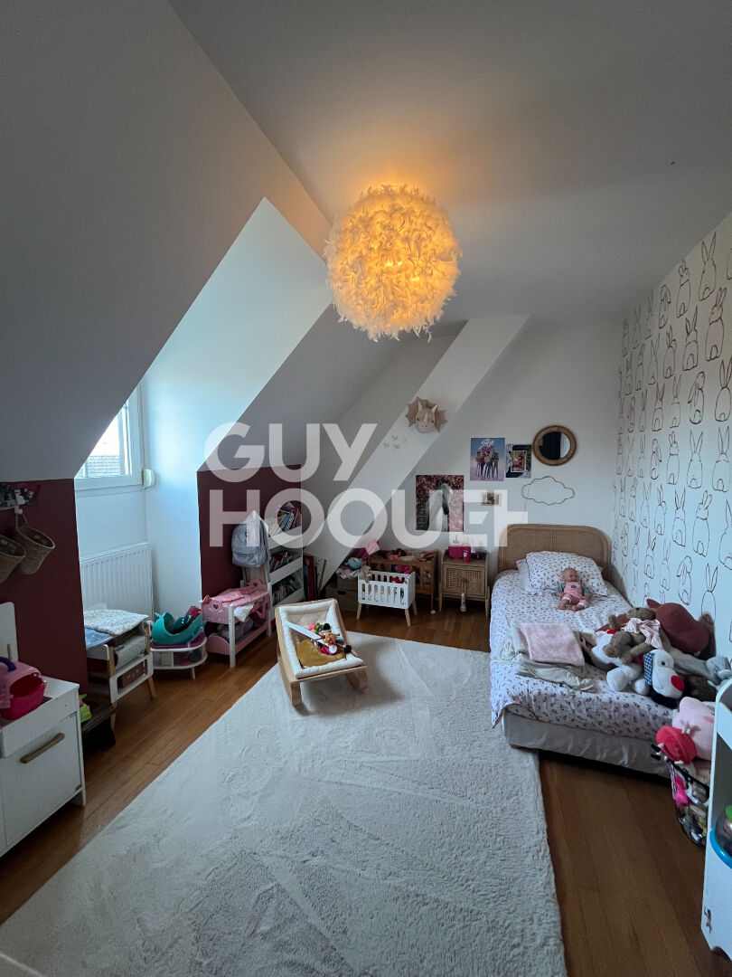 Maison sur sous sol total Plein centre de  Venette - 6 pièces, 4 chambres, jardin