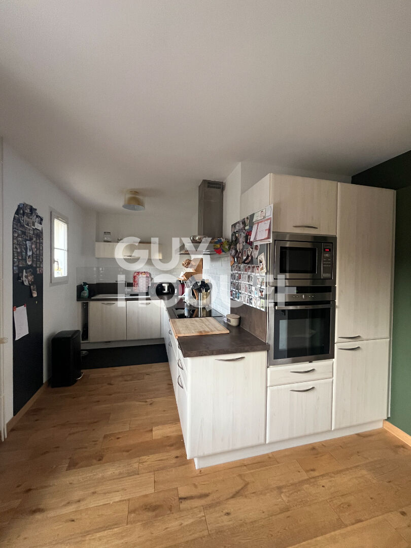 Maison sur sous sol total Plein centre de  Venette - 6 pièces, 4 chambres, jardin