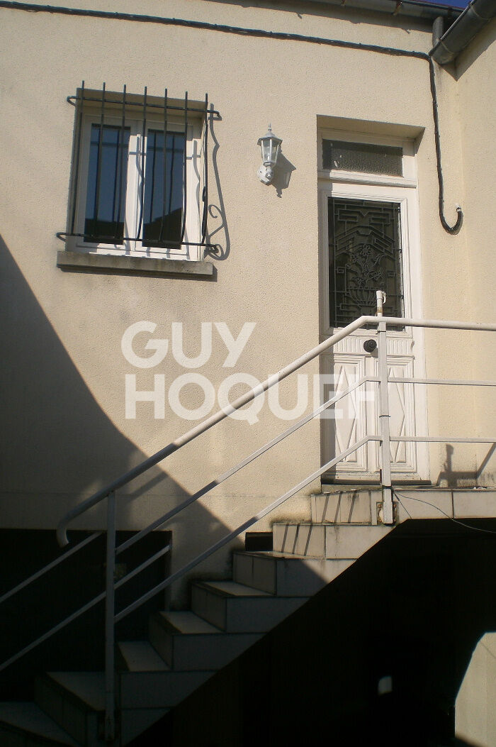 Immeuble de rapport Margny Les Compiègne local  75m2 plus f2 vendu loué