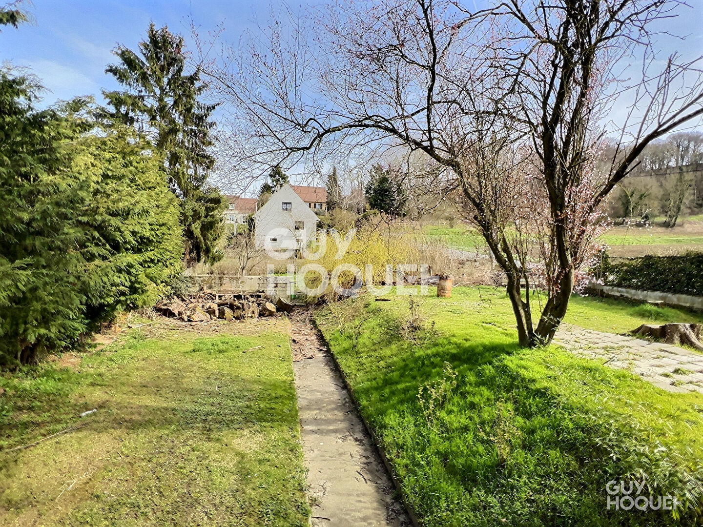 SAINT VAAST DE LONGMONT : maison F5 (122 m²) en vente