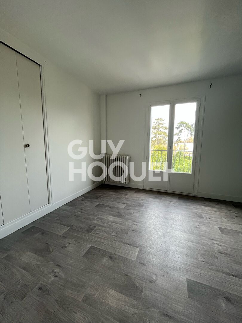 LOCATION d'un appartement F4 (90 m²) à COMPIEGNE