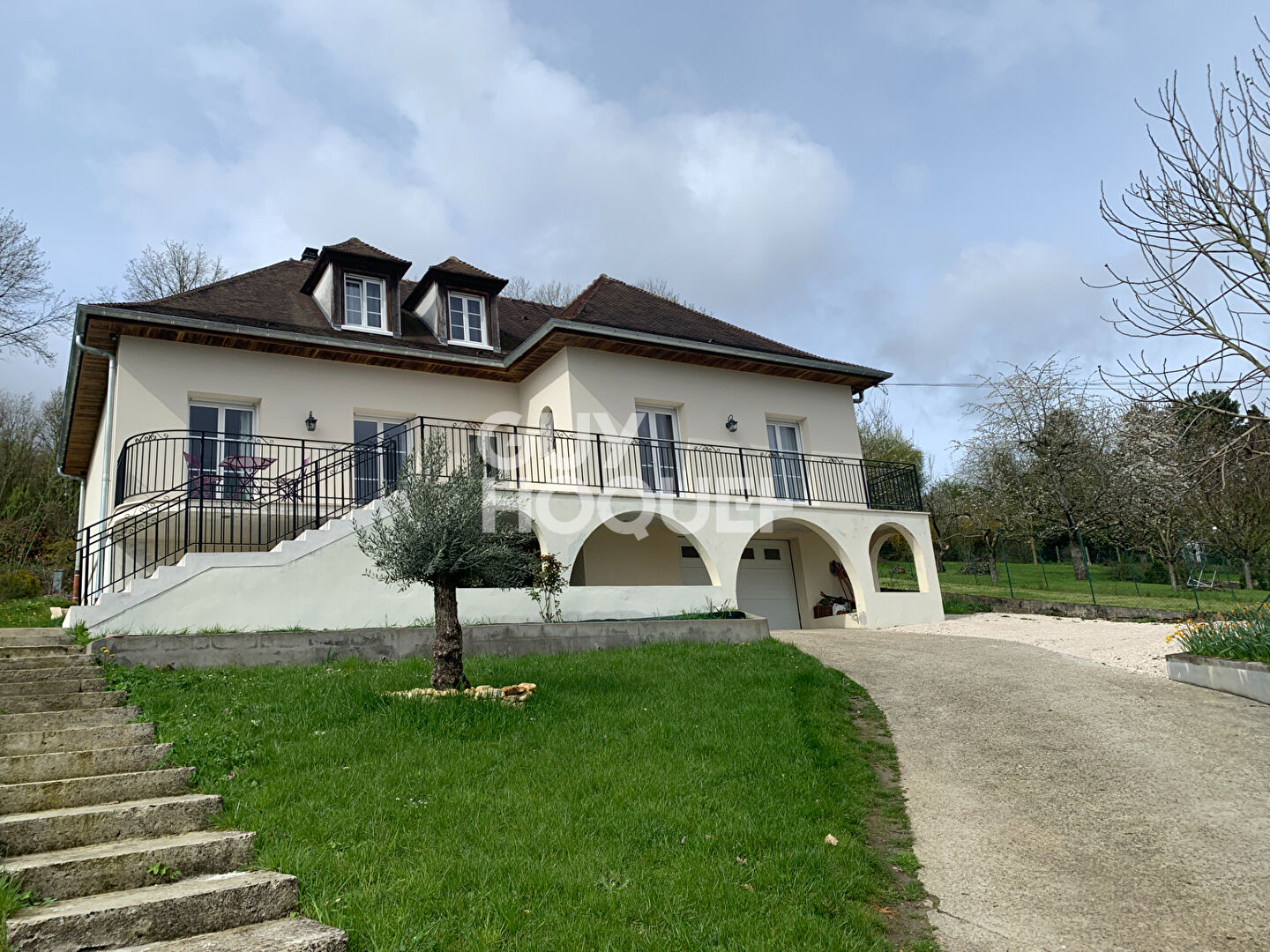 JANVILLE : maison F8 (160 m²) à louer