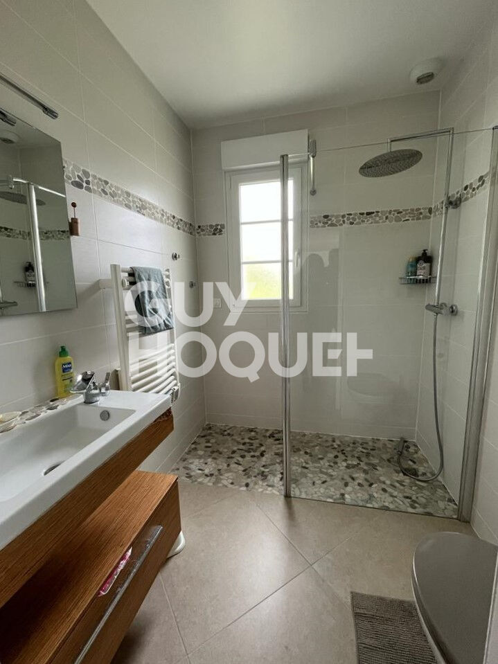 JANVILLE : maison F8 (160 m²) à louer